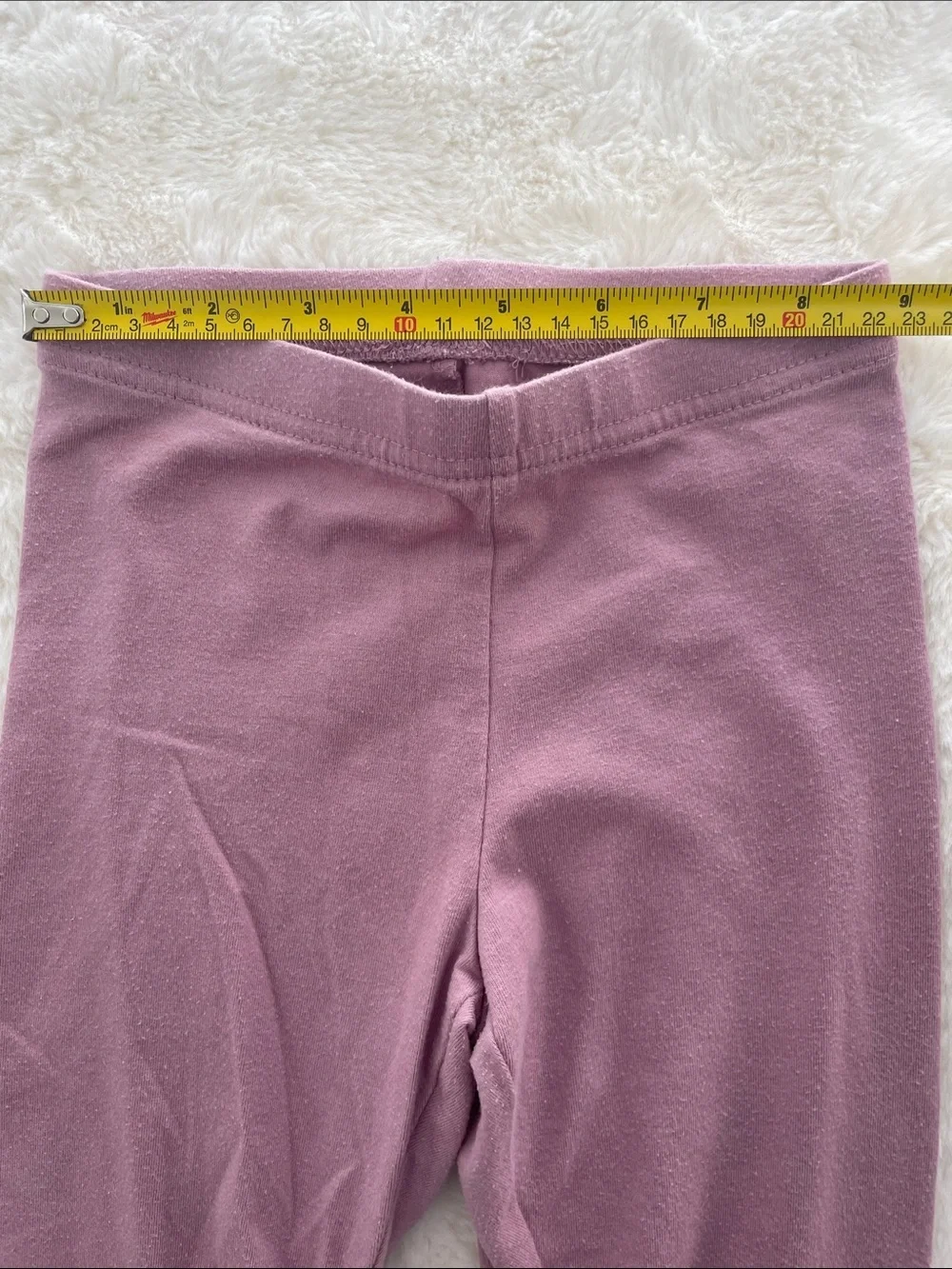 SALE! Old Navy Kids Mauve Leggings - Lightweight Stretch Bottoms Size S (6-7)